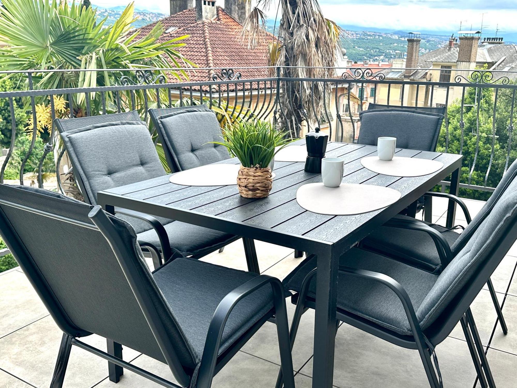 Apartments Villa Ida オパティヤ エクステリア 写真