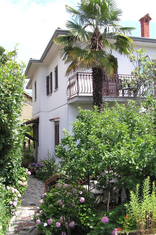 Apartments Villa Ida オパティヤ エクステリア 写真
